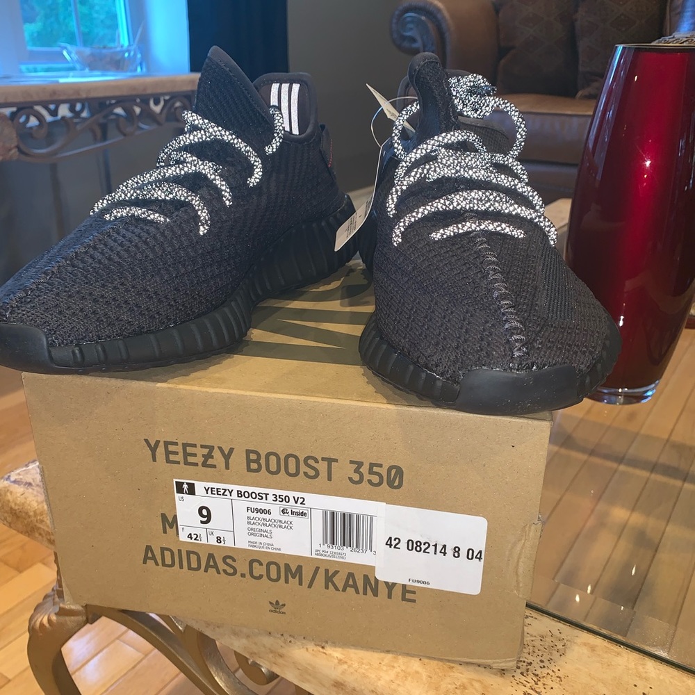 Adidas Yeezy 350 Boost V2 Black (SOLD!!!)